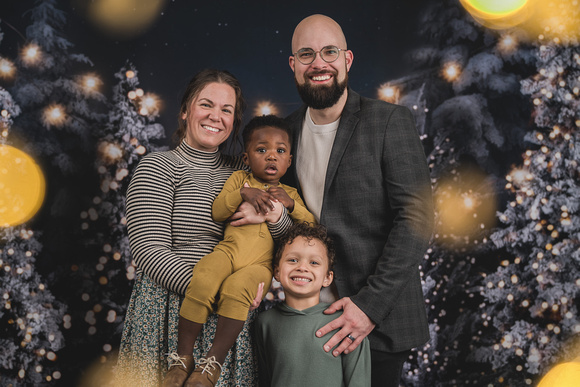 oakland elementary holiday families 2023-207