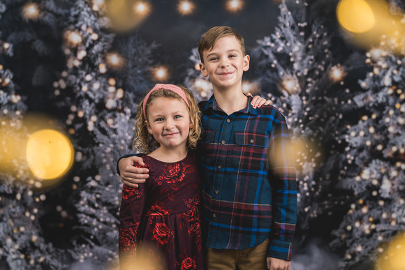 oakland elementary holiday families 2023-055